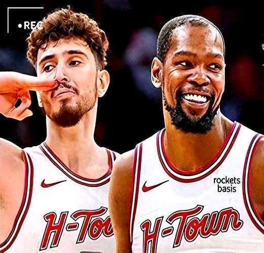 杜兰特：申京高位持球能拉开空间 对手没法预测他下一步要干什么