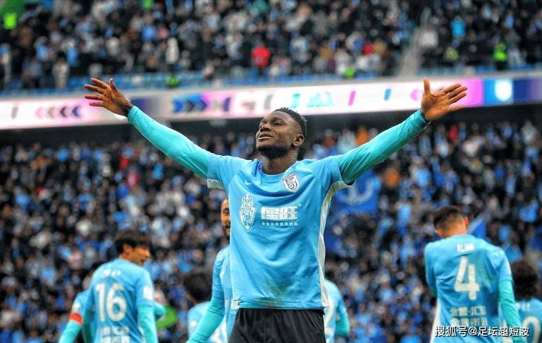 10月19日15:30中超联赛第27轮,大连英博vs武汉三镇