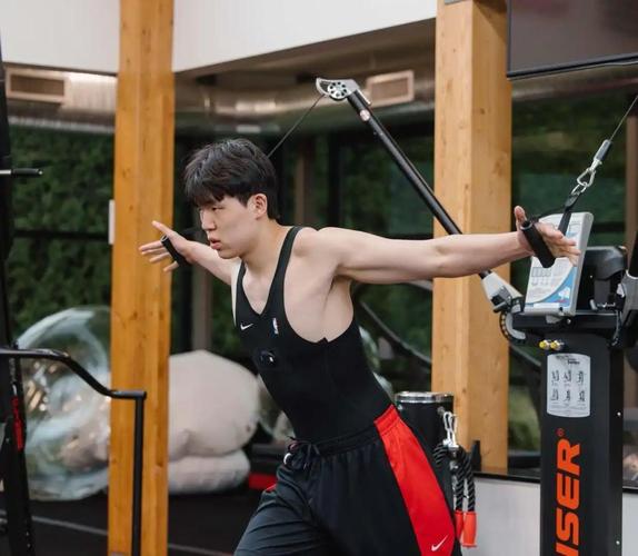 媒体人：斯普利特此前是小杨的直属助理教练 更了解杨瀚森的情况