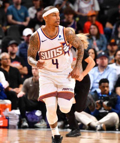 就靠罚球了！小托马斯9中2拿到15分 罚球13中11