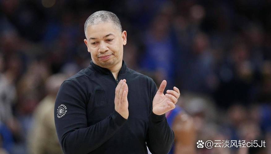 小卡：感谢泰伦-卢让我早早进状态 只要有人发挥就能激发球队斗志