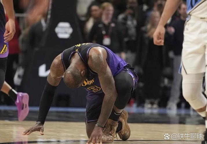 明知山有虎！沙梅特底线突破 起飞力压韦尔双手扣篮