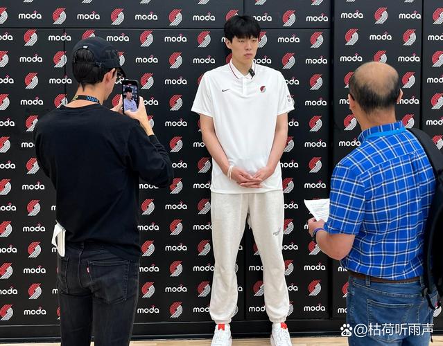 高倍镜认证！斯普利特：杨瀚森有邓肯的影子 他得加练一些三分