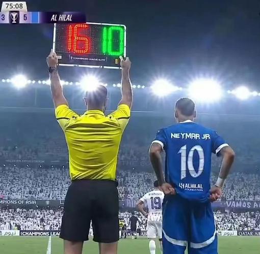 今年报销?内马尔父亲:内马尔伤情尚不确定,影像检查还没出结果