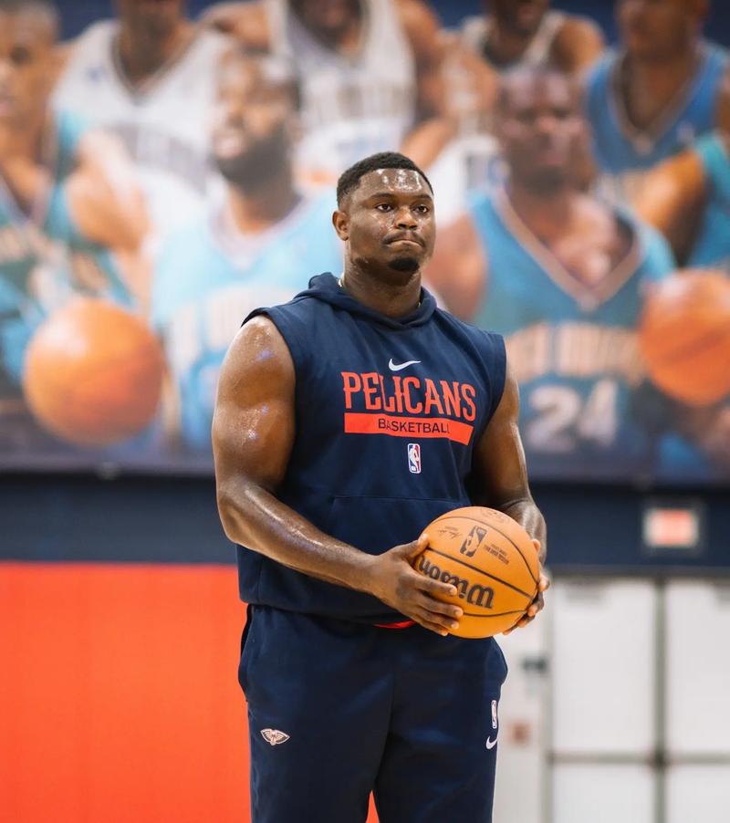 为逐渐解除上场时间限制 锡安今天训练结束后加练冲刺跑拉体能